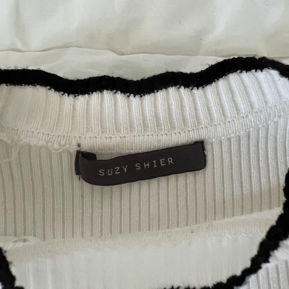 Suzy Shier - High Collar Ribbed Sweater - Picture 5 of 5